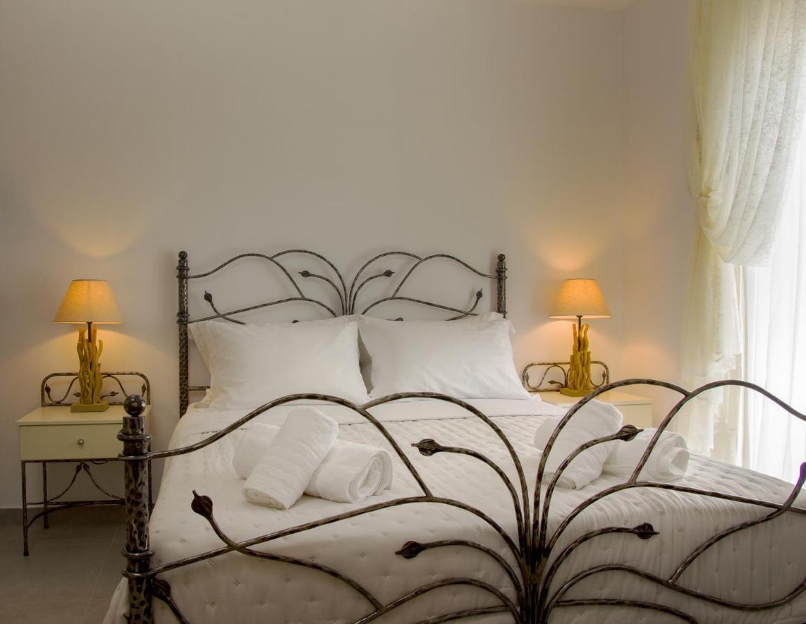 Pithos Modern Apartments Vóthon Екстериор снимка